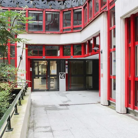 Charming And Practical Studio In 14th Paris